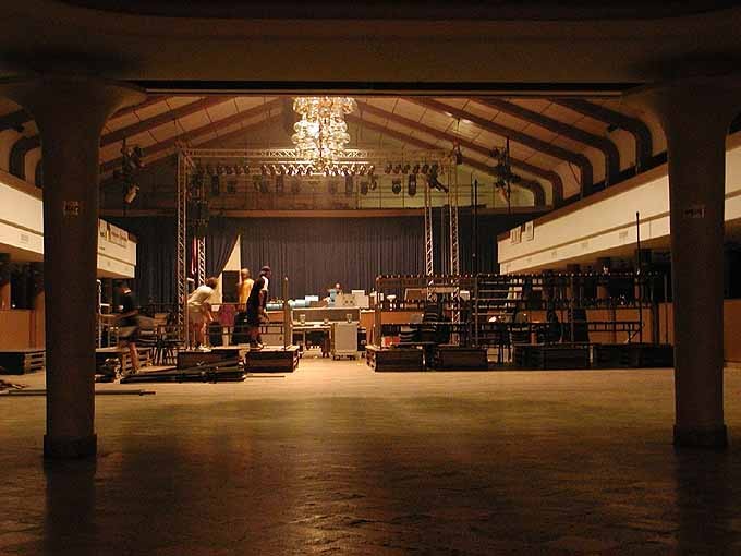 NB v Bratislav� 32